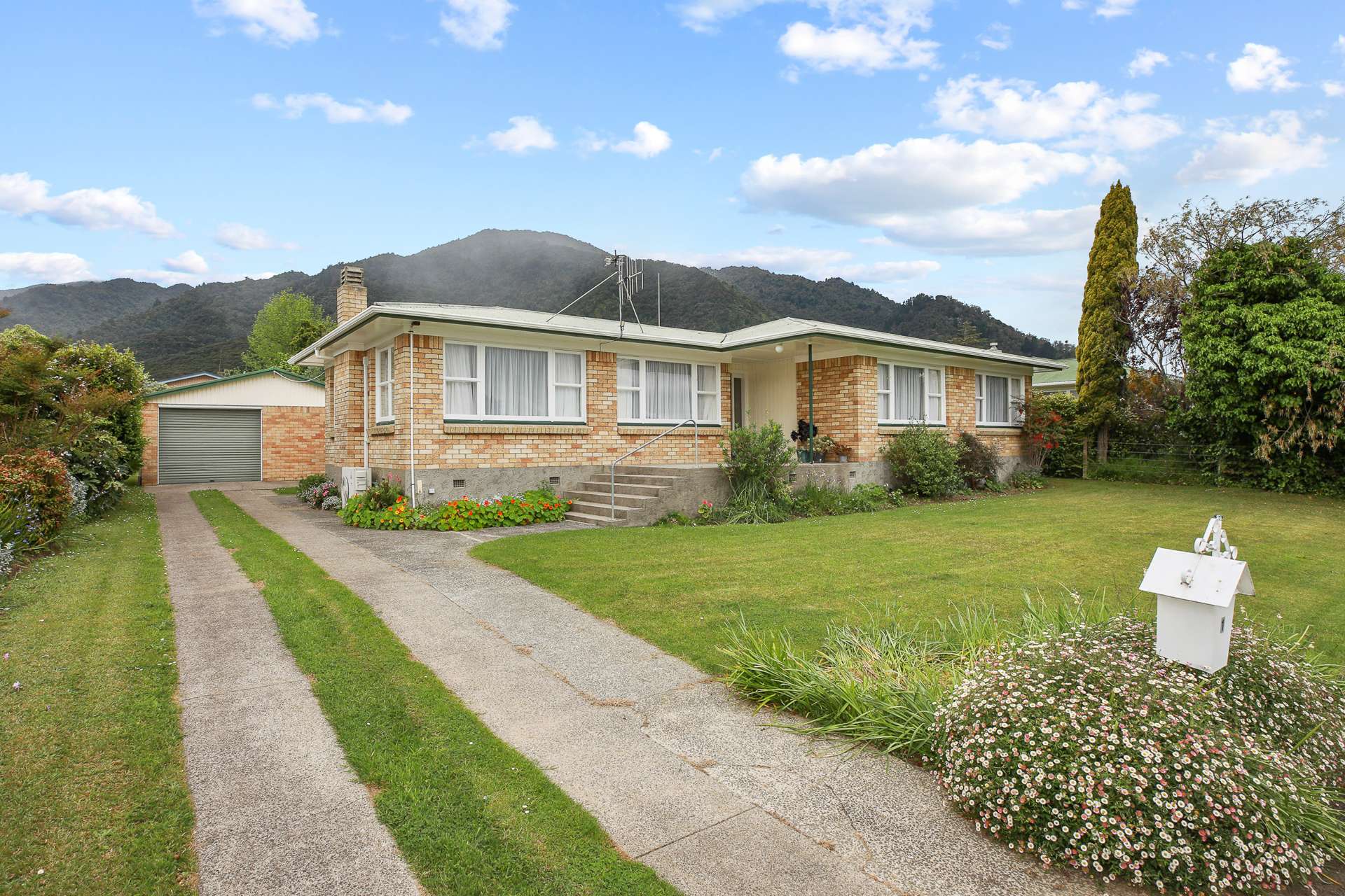 1 Herbert Street Te Aroha_0