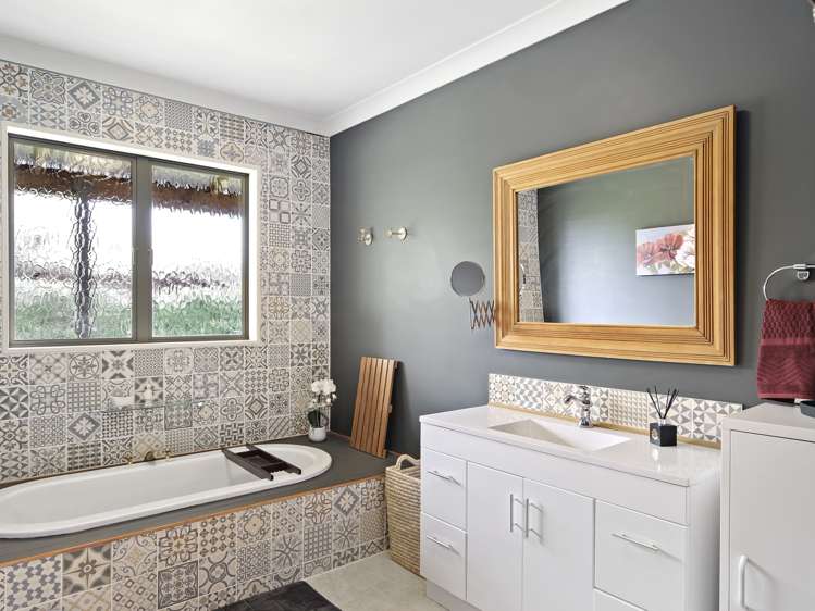 2 River Oaks Drive Tauriko_25