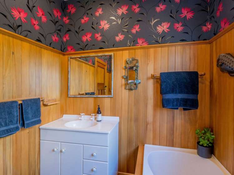 49 Waimea Road Waikanae Beach_14