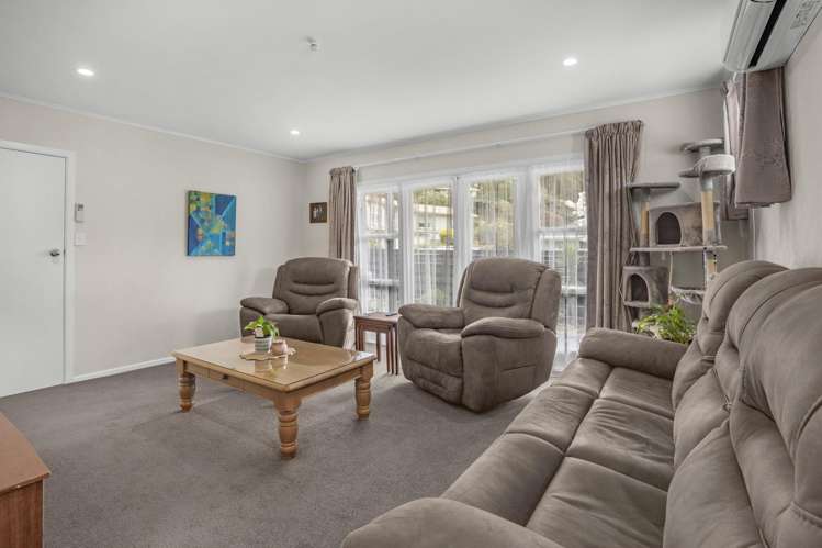 29 Korau Grove Stokes Valley_2