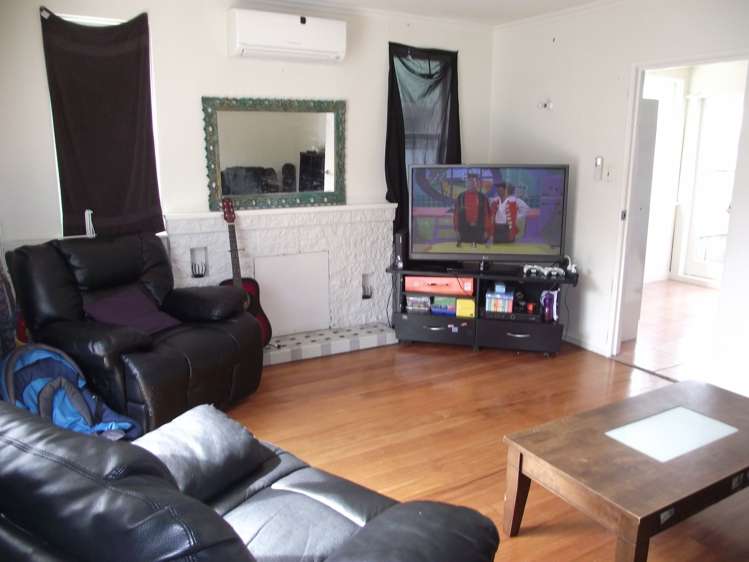 9 George Street Stokes Valley_10