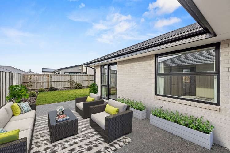 70 Crossley Avenue Woodend_18