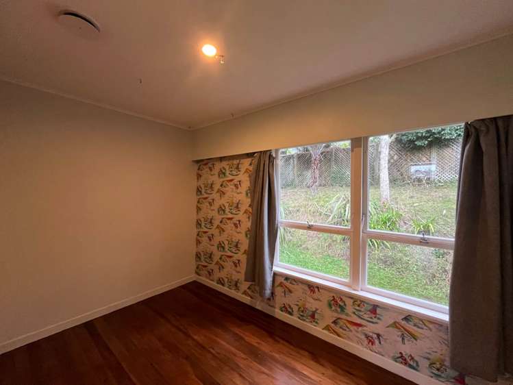 246 Glengarry Road Glen Eden_9