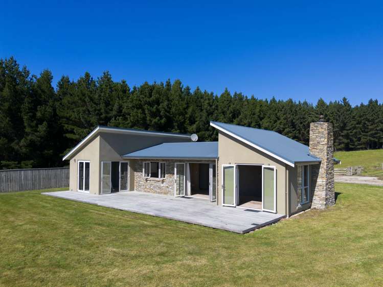 4894 Hampden-Palmerston Road Palmerston_1