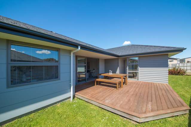 11 Macdonald Heights Feilding_1