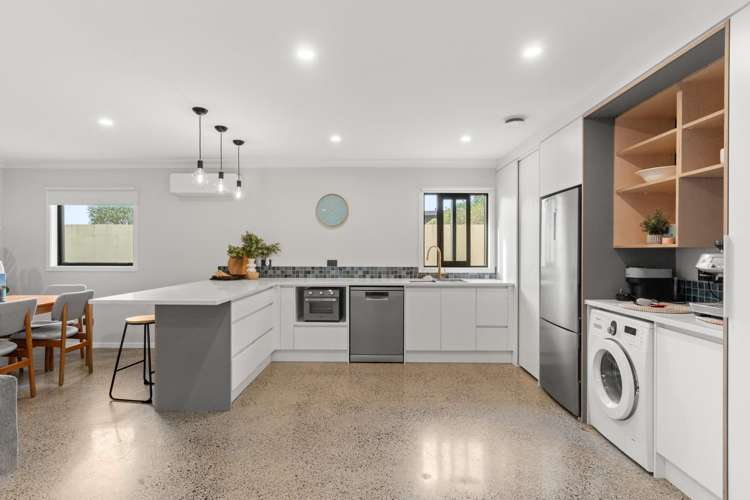 56B Marine Parade Mt Maunganui_24