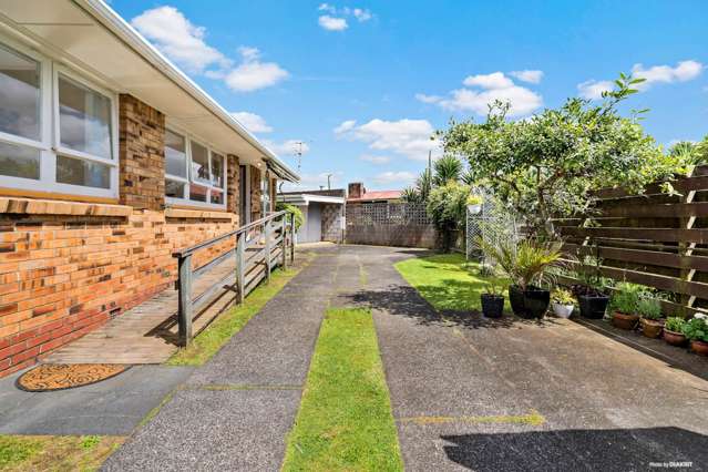 2/5 Mead Street Avondale_1