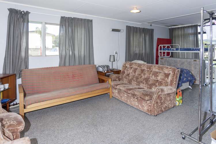102 Charleston Avenue Whangamata_17