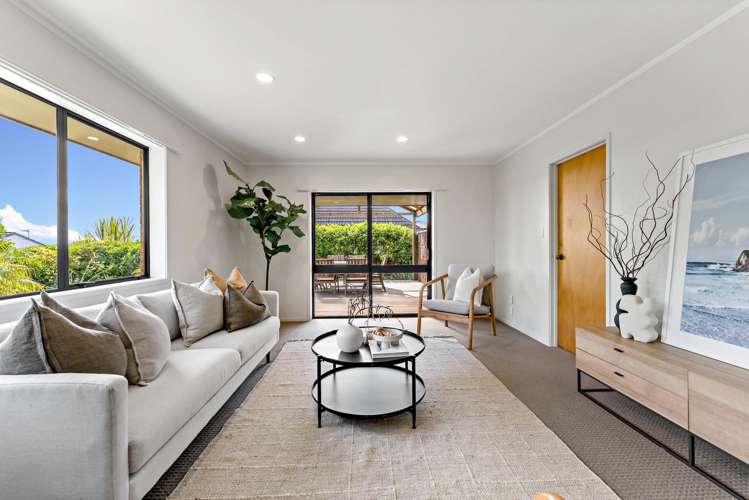 2/6 Waikato Place Saint Johns_24