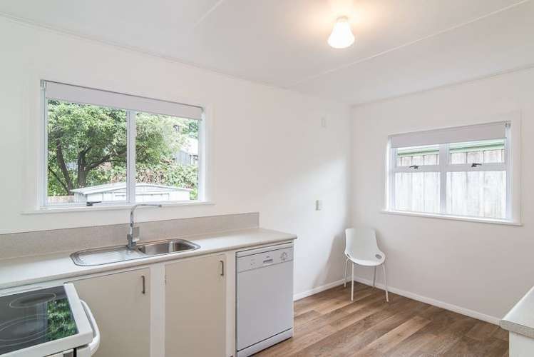 22 Ngaio Road Raumati Beach_5