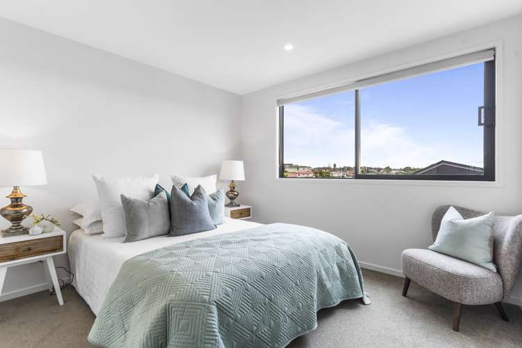 2/8 Chivalry Road Glenfield_6