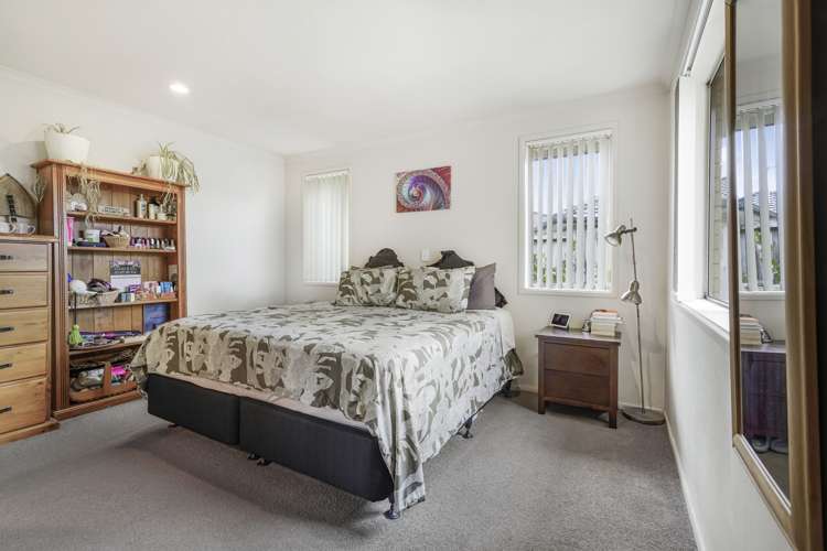 20 Nobleman Place Hamilton East_9