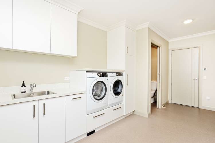 9 Barker Place Waikiwi_27