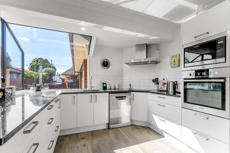 10b Miro Road Greenlane_13