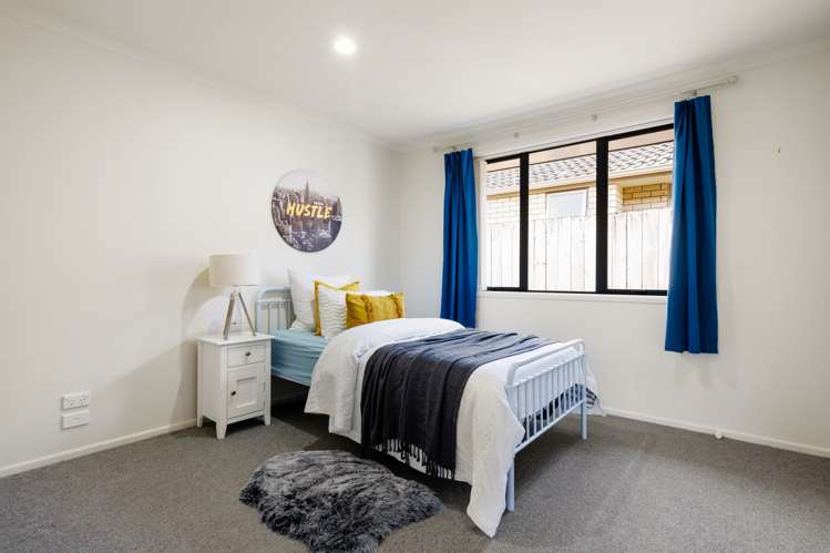 6 Willscarlet Lane Hamilton East_10