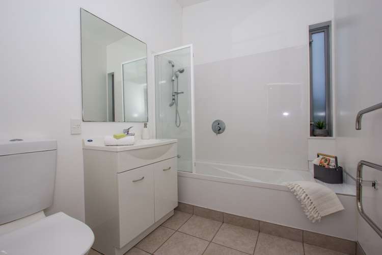 10/2 Chelmsford Street Ngaio_10