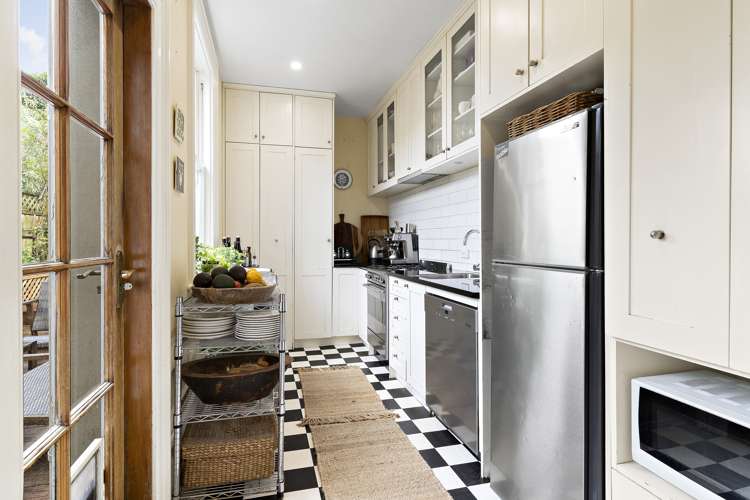 49 Hawker Street Mount Victoria_3