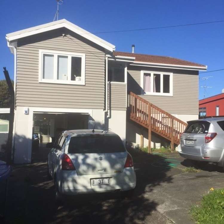 71 Glenview Road Glen Eden_0