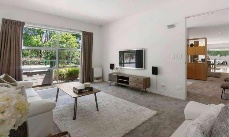 33 Oak Manor Drive Albany_9