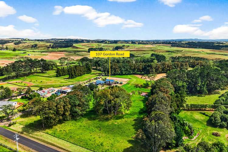 107 Gordon Road Pollok_42