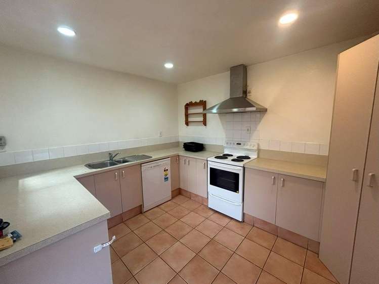 45 Summerland Crescent 1131_2