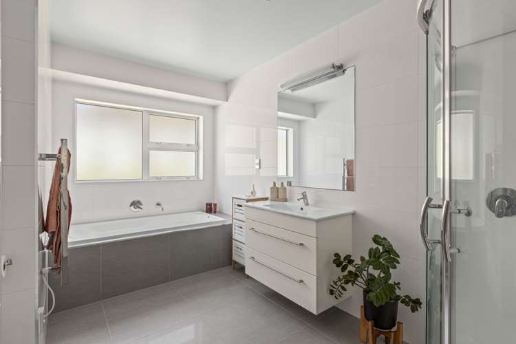 52 Beachwood Drive Hatfields Beach_18