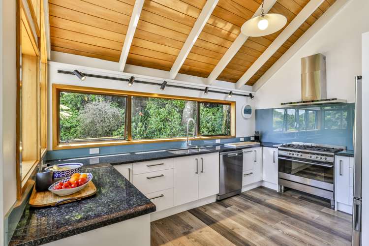 117 Victory Road Laingholm_12