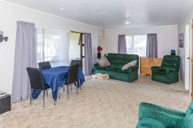 104 Awarua Place Whangamata_5