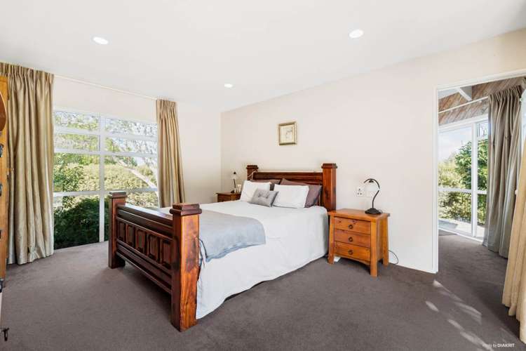 30 Bernard Magnus Lane Greenhithe_12