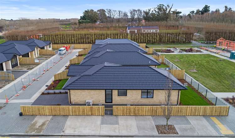 2 Apple Orchard Lane Yaldhurst_13