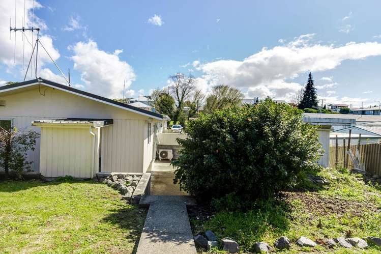 3/3 Beedie Street Dannevirke_17