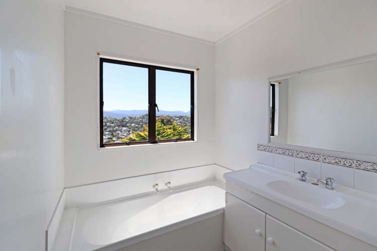 2 Kaikoura Street Maupuia_11