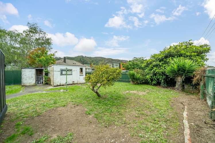 2 Petherick Street Taita_21