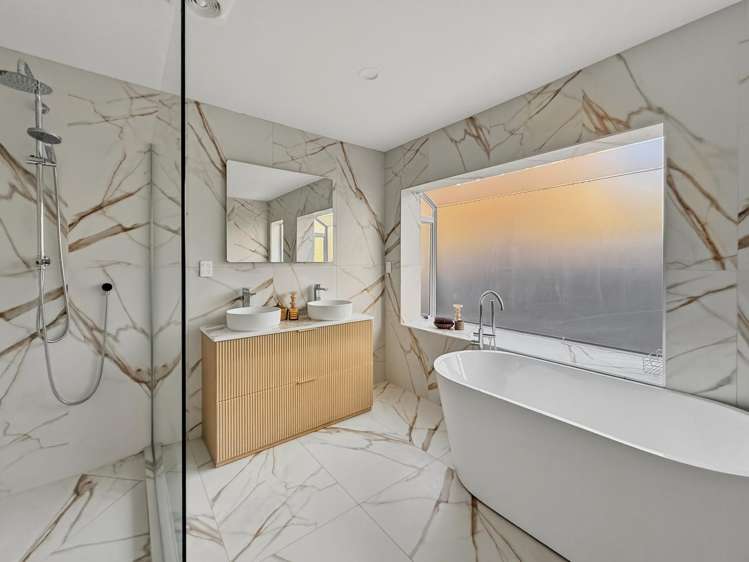 95 RUSSLEY DRIVE Mount Maunganui_26