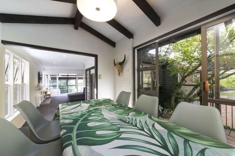 17 Deane Avenue Titirangi_4