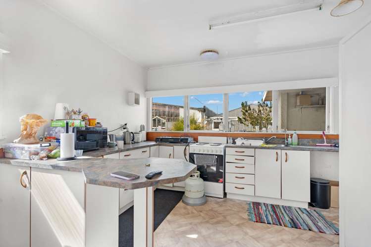 120 Broadway Kaikohe_25