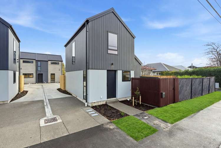2/9 Frankleigh Street_0