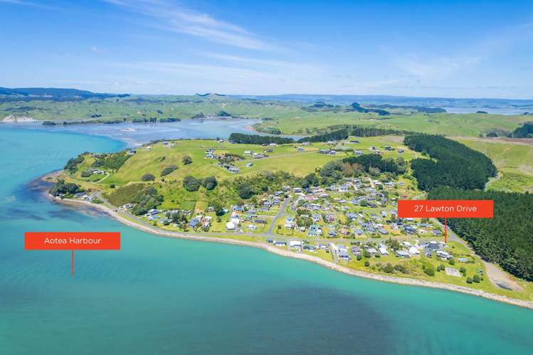 27 Lawton Drive Aotea Harbour_38