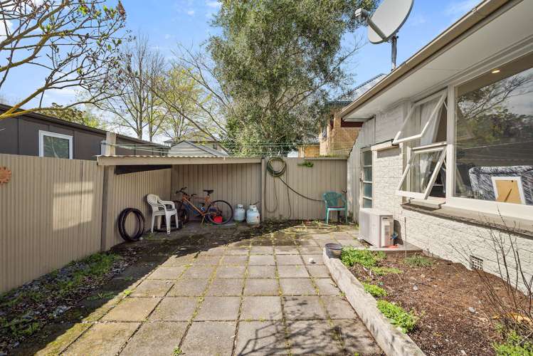 14a Carlsen Street Burwood_10