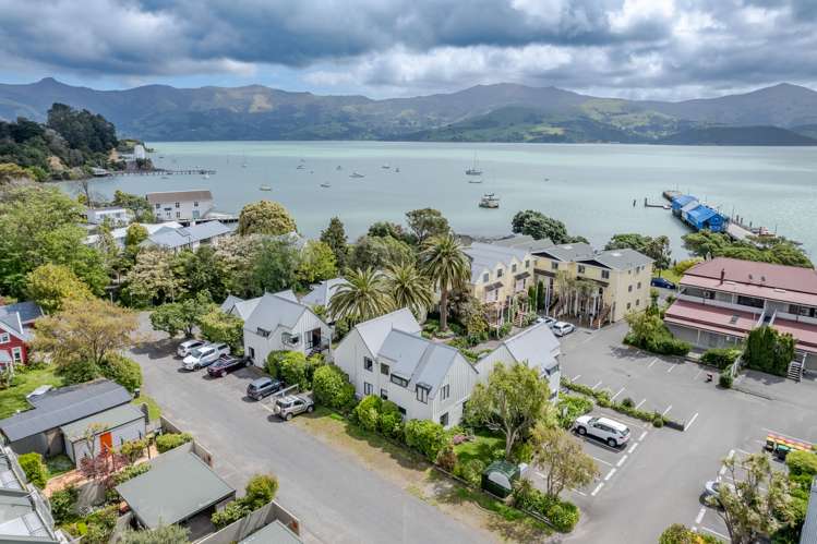 4j Aubrey Street Akaroa_16