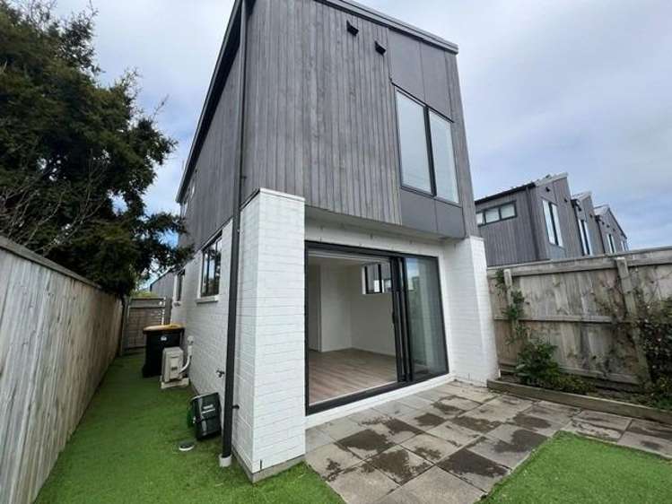 5/12 Tawa Road Te Atatu Peninsula_12