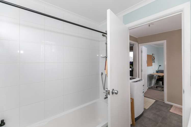 53 Mardon Road Enderley_10