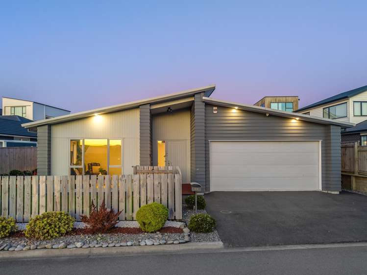 20 Rotorua Grove_0