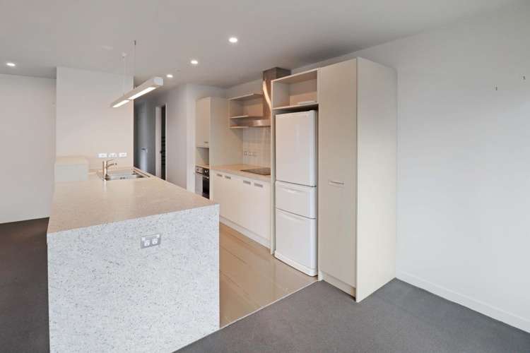 7H/11 Tennyson Street 2185_2