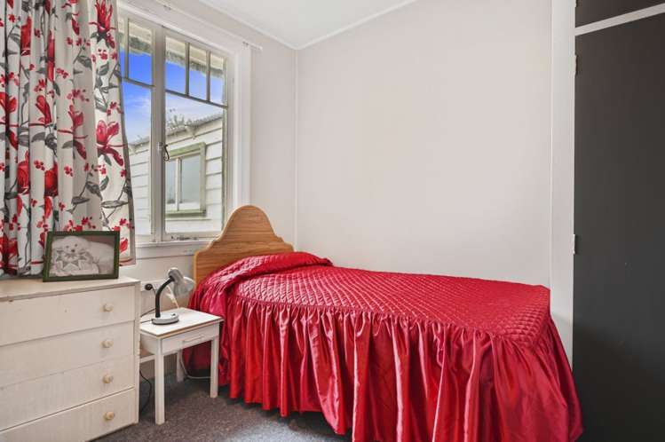 34 Pacific Drive Southbridge_16