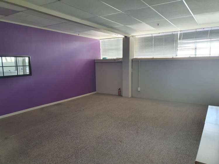 38 Bouverie Street Petone_10