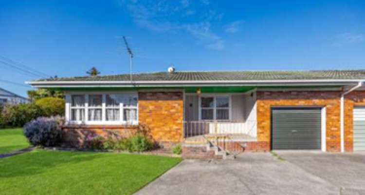 1/4 Russell Road_0
