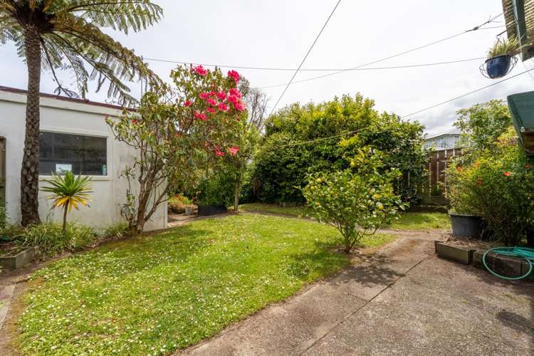 55 Arahura Crescent Porirua_13
