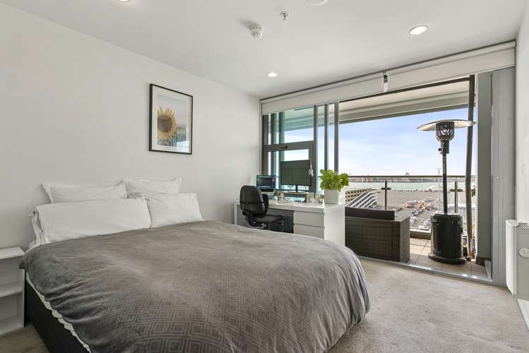 1004/30 Beach Road Auckland Central_6