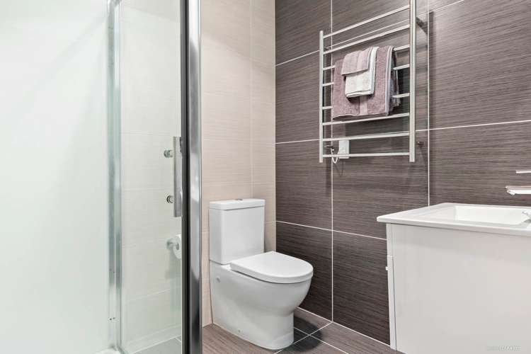 90 Kaipatiki Road Glenfield_20